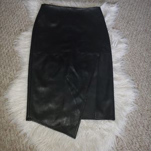 Used black faux leather skirt with slit